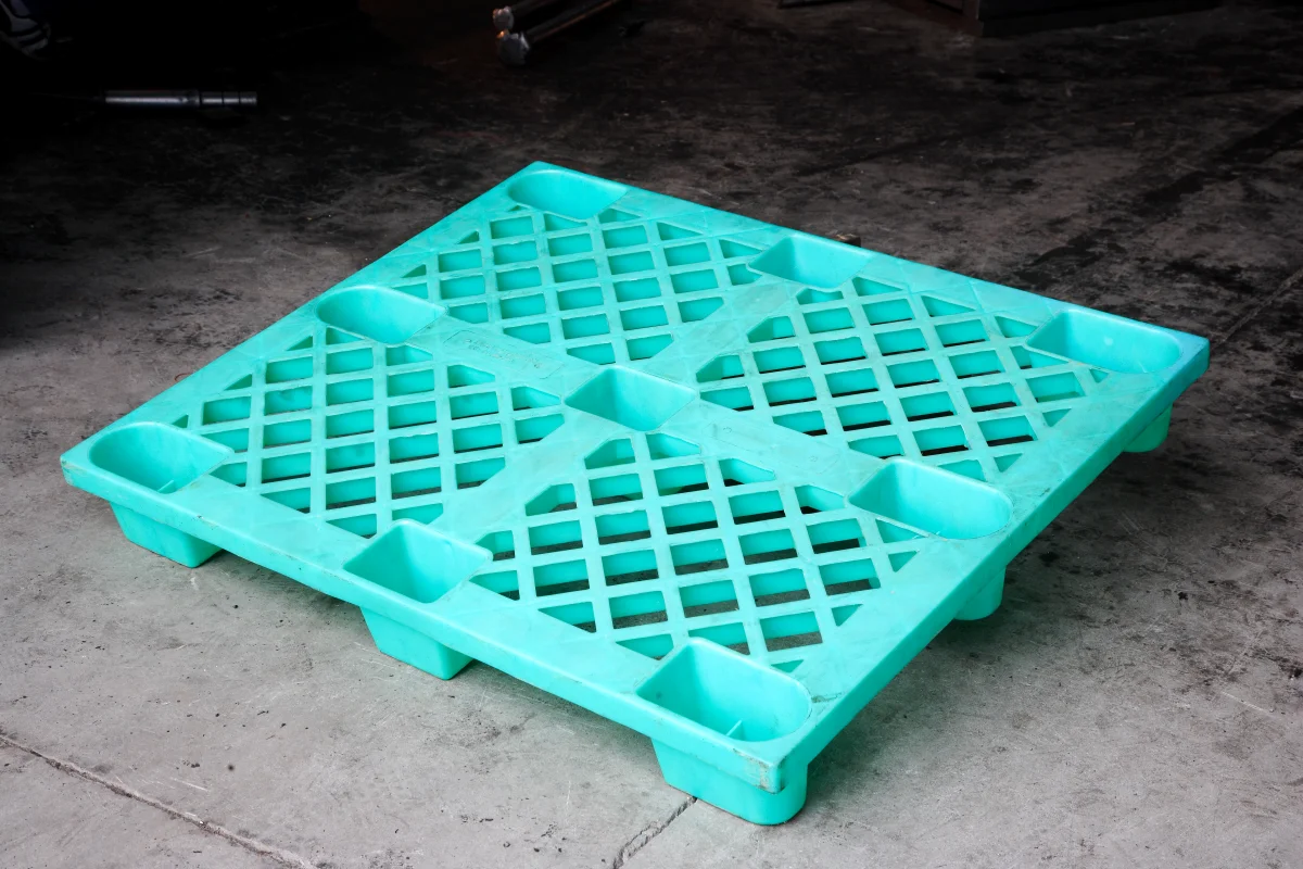 托盘模具9