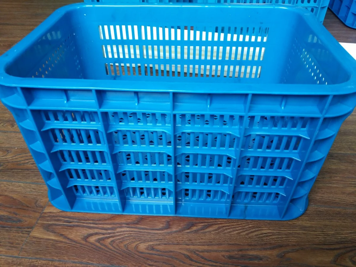 周转箱模具11