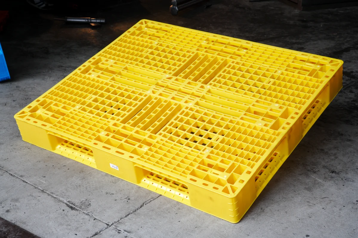 Pallet mould 8